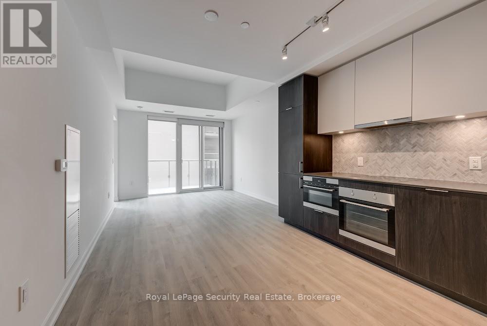706 - 158 Front Street E, Toronto, Ontario  M5A 1E5 - Photo 11 - C12150068