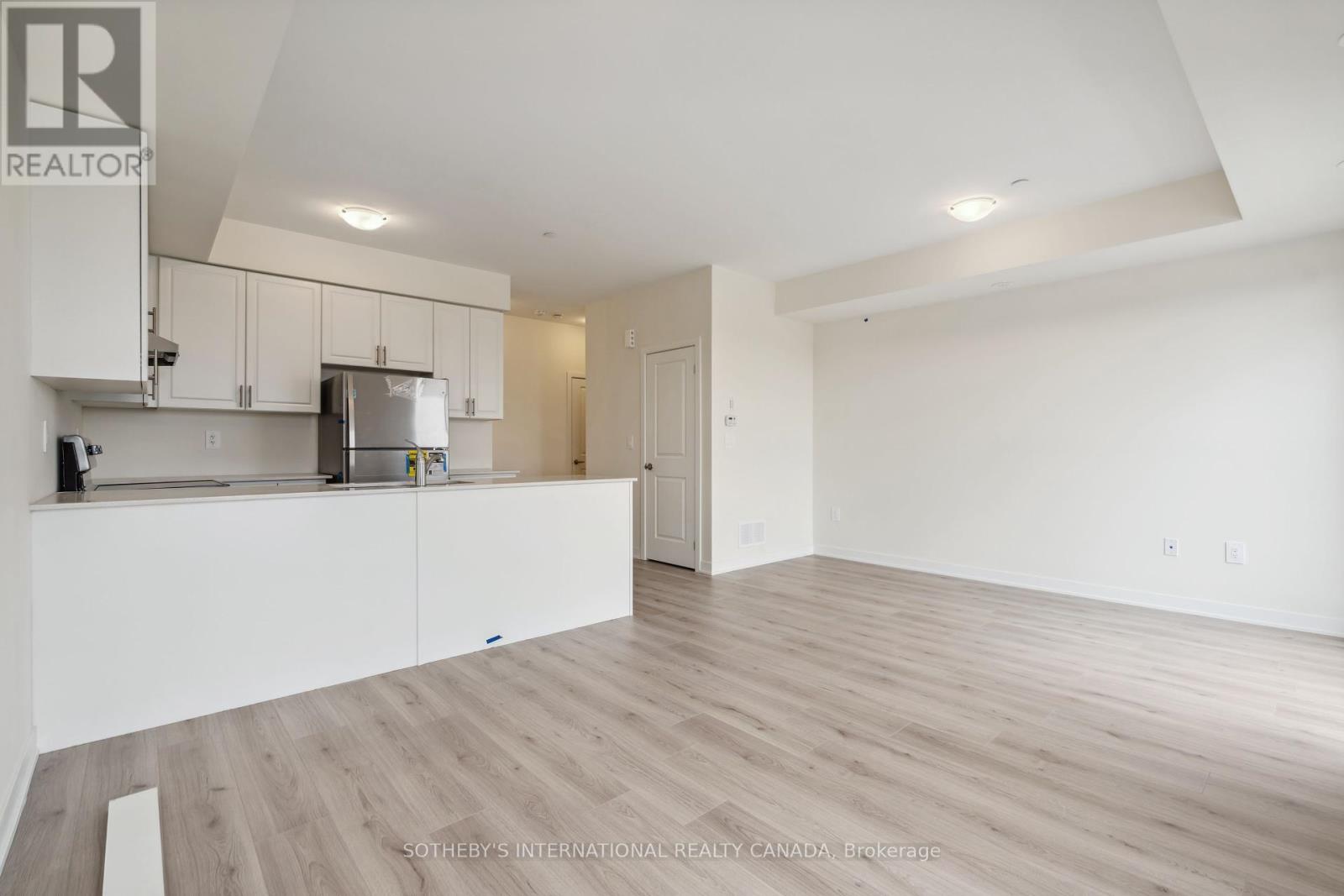 204 - 1695 Dersan Street, Pickering, Ontario  L1V 2P8 - Photo 6 - E12149930