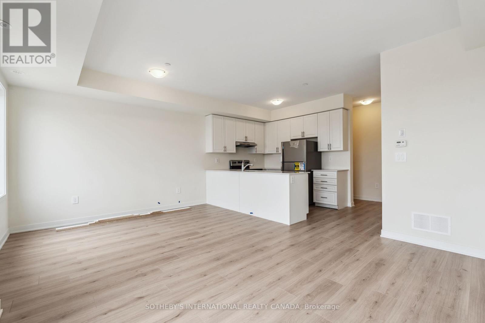 204 - 1695 Dersan Street, Pickering, Ontario  L1V 2P8 - Photo 7 - E12149930