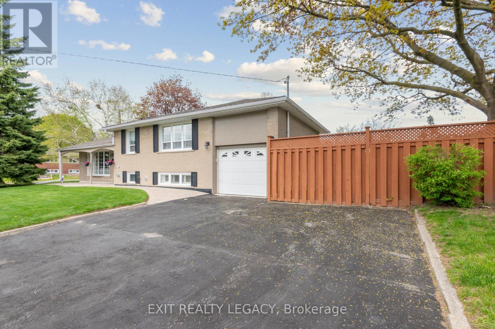 1 Orville Road, Toronto, Ontario  M1H 1E5 - Photo 3 - E12149983