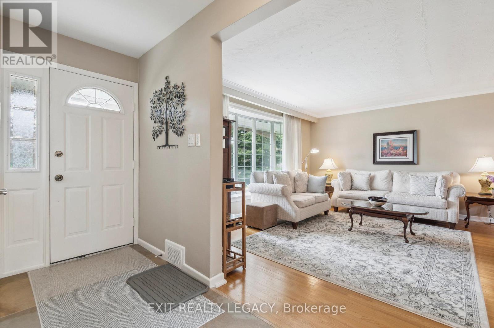 1 Orville Road, Toronto, Ontario  M1H 1E5 - Photo 7 - E12149983