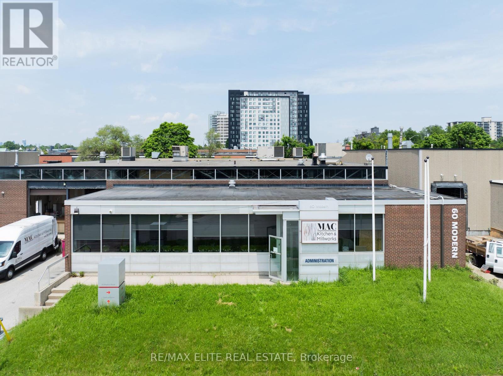 60 Modern Road, Toronto, Ontario  M1R 3B6 - Photo 1 - E12150060