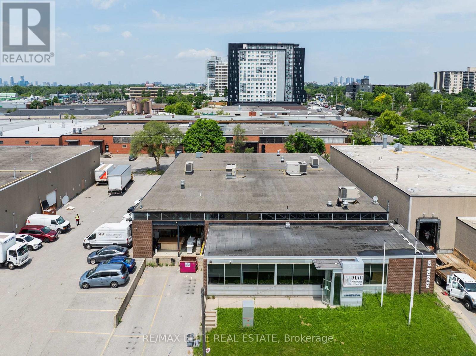 60 Modern Road, Toronto, Ontario  M1R 3B6 - Photo 3 - E12150060