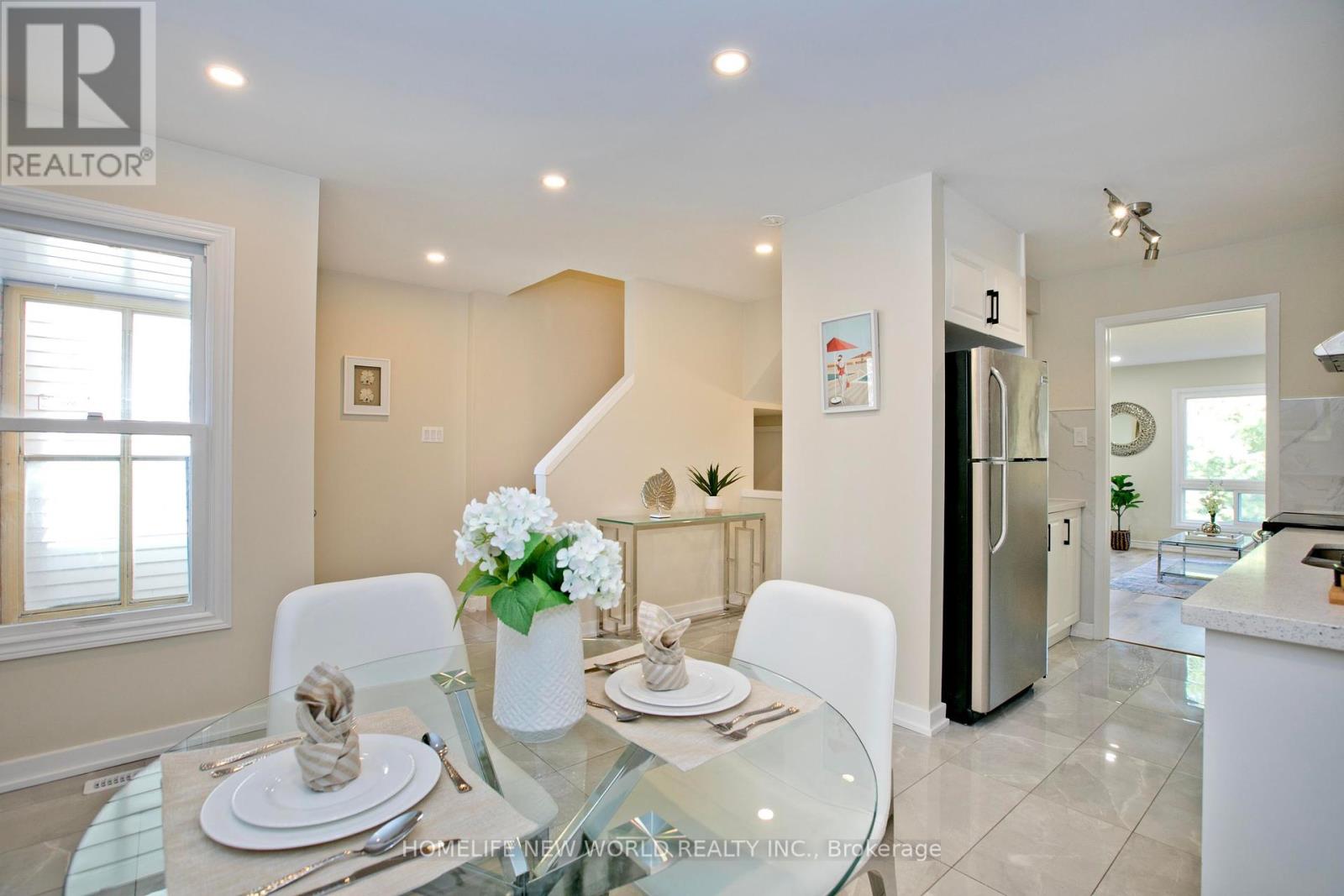 98 Seamist Crescent, Toronto (Milliken), Ontario  M1V 3K4 - Photo 11 - E12150233