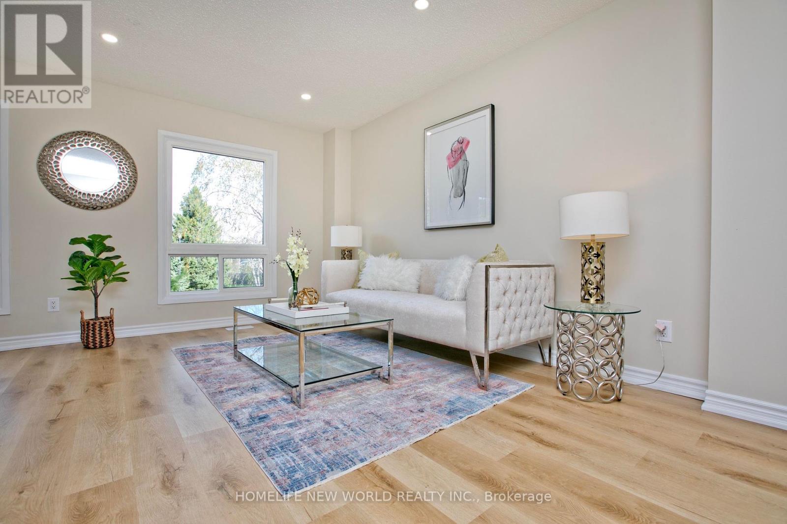 98 Seamist Crescent, Toronto (Milliken), Ontario  M1V 3K4 - Photo 2 - E12150233