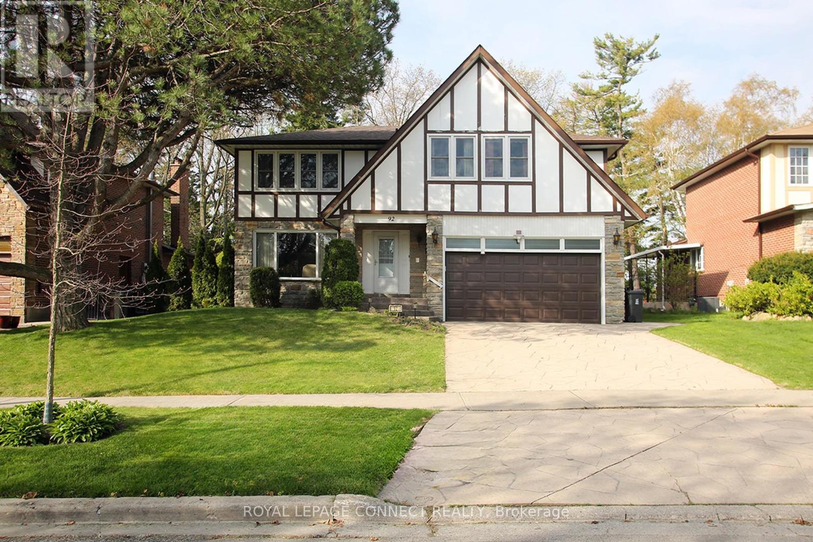 <div class="slider-price">$1,295,000</div><p>92 Holmcrest Trail, Toronto, Ontario</p>