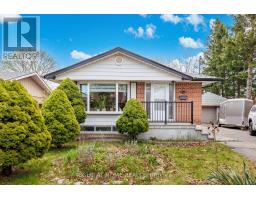 15 DALCOURT DRIVE, Toronto, Ontario