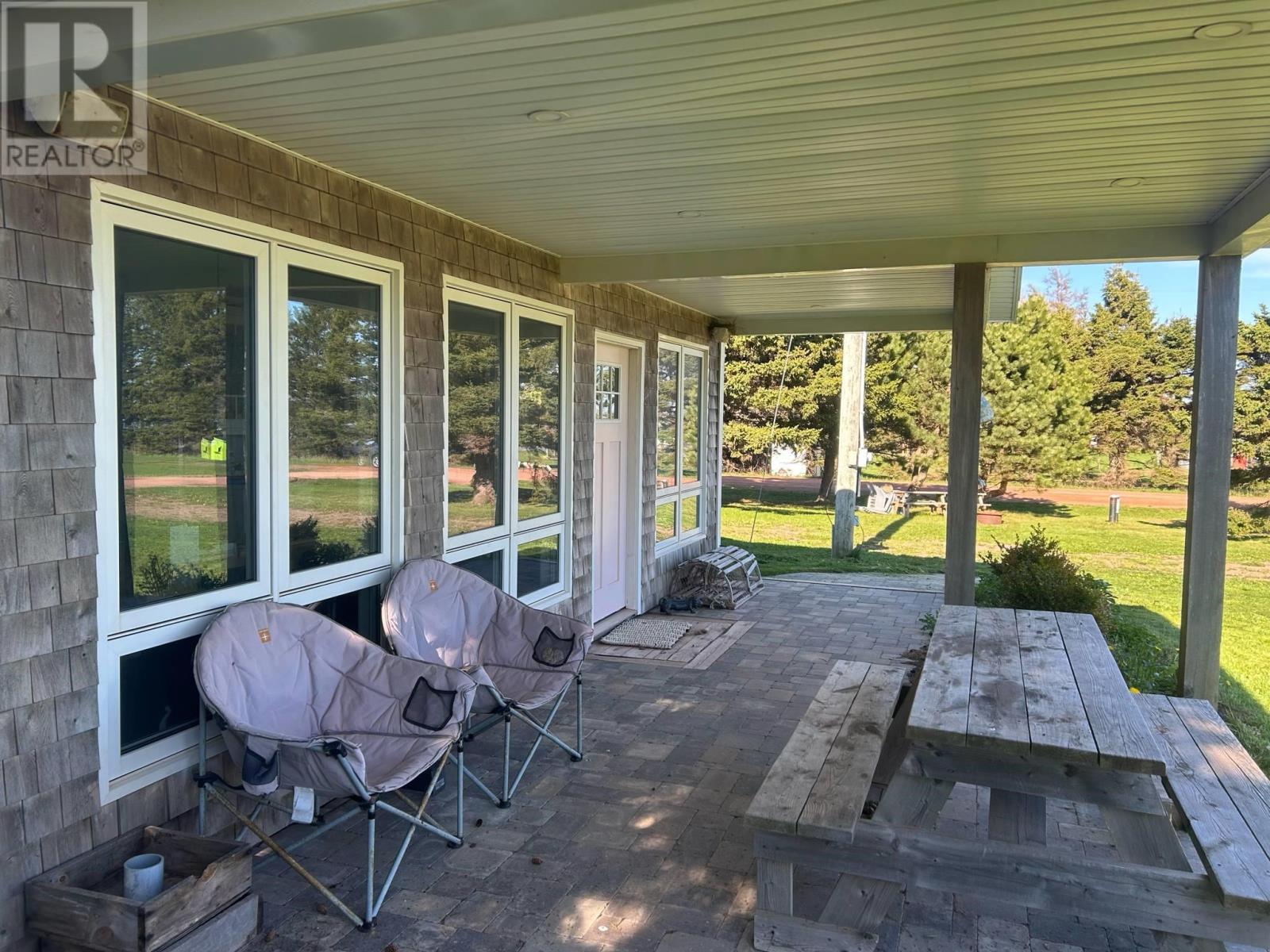 4 Clark Drive, Augustine Cove, Prince Edward Island  C0B 1X0 - Photo 2 - 202511096