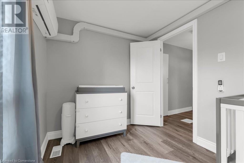 52 East 24th Street, Hamilton, Ontario  L8V 2X7 - Photo 29 - 40729106