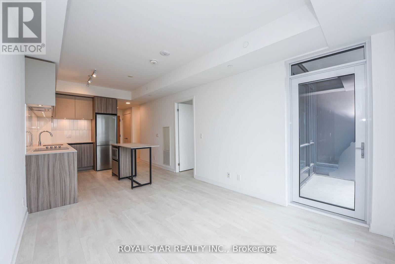 1207 - 7950 Bathurst Street, Vaughan (Beverley Glen), Ontario  L4J 0L4 - Photo 11 - N12149957