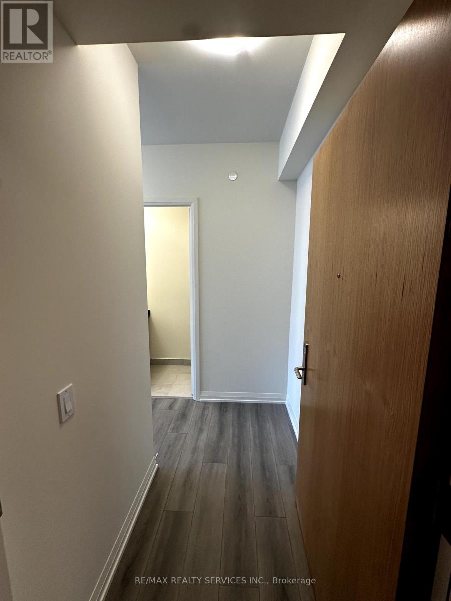 2304 - 8960 Jane Street, Vaughan, Ontario  L4K 2M9 - Photo 5 - N12149978