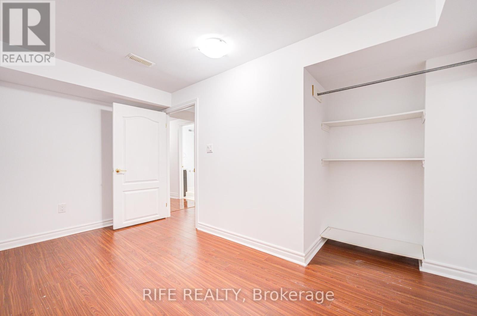 613 William Berczy Boulevard, Markham, Ontario  L6C 2B6 - Photo 47 - N12150009
