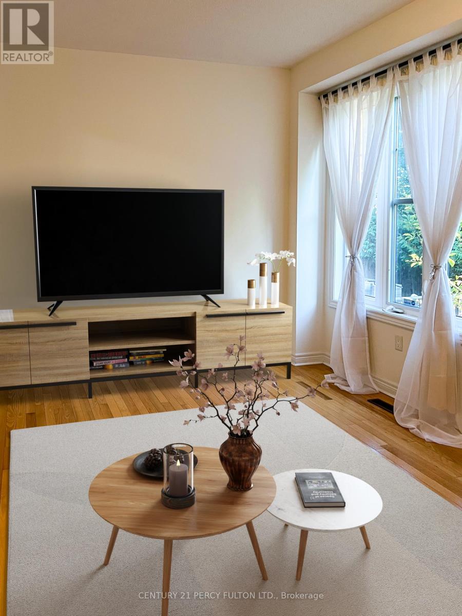 23 Princess Diana Drive, Markham, Ontario  L6C 0G8 - Photo 7 - N12150090