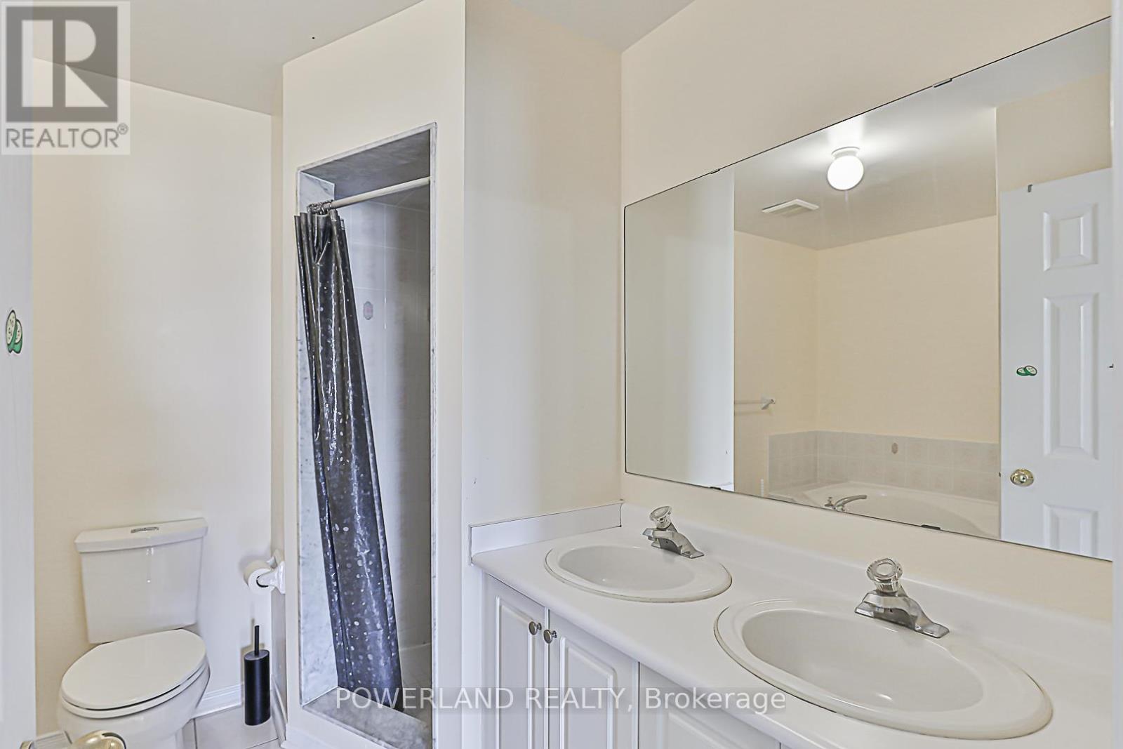 74 Sassafras Circle, Vaughan, Ontario  L4J 8M9 - Photo 24 - N12150111