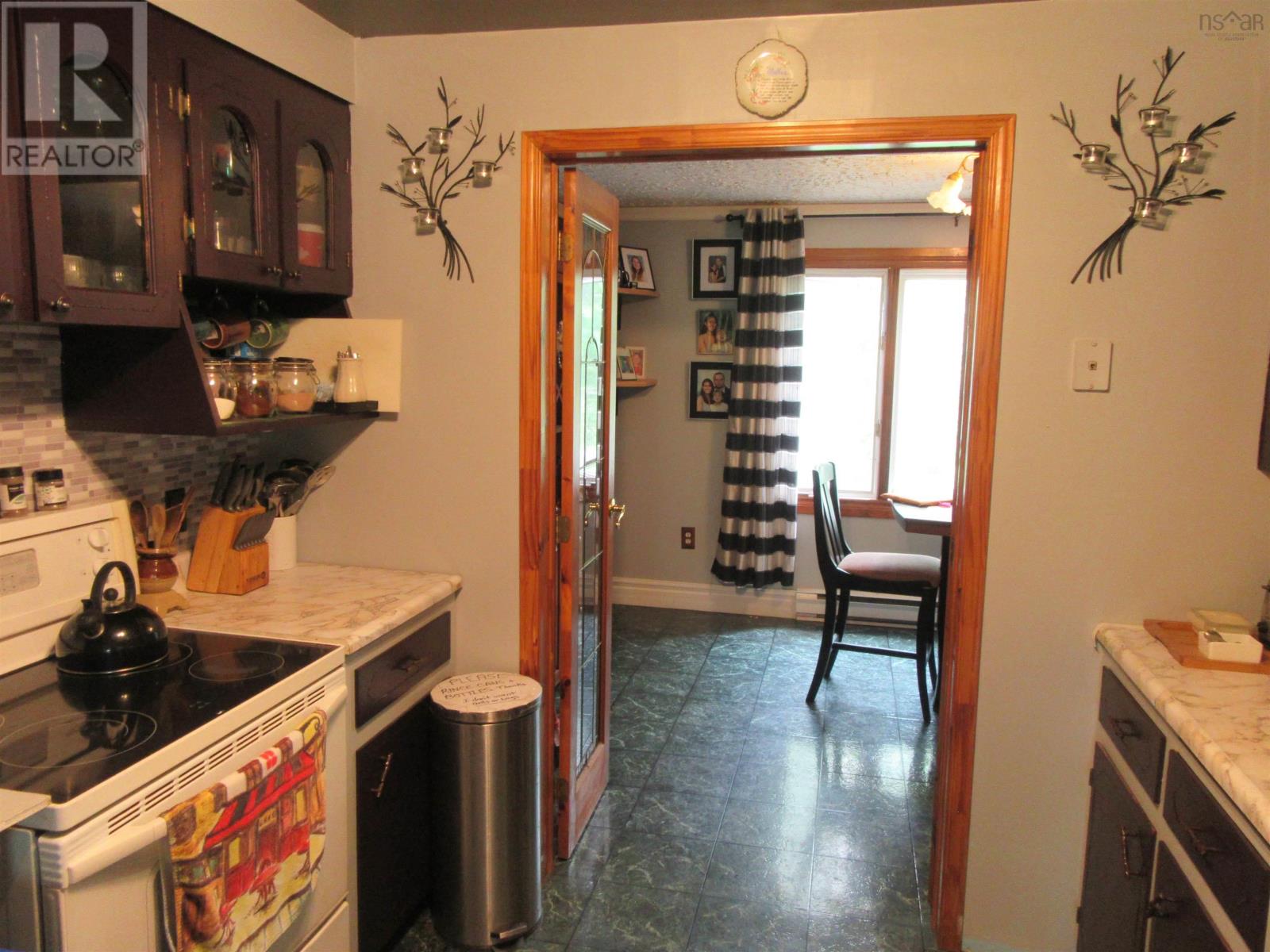 3968 Highway 7, Porters Lake, Nova Scotia  B3E 1E5 - Photo 3 - 202509900