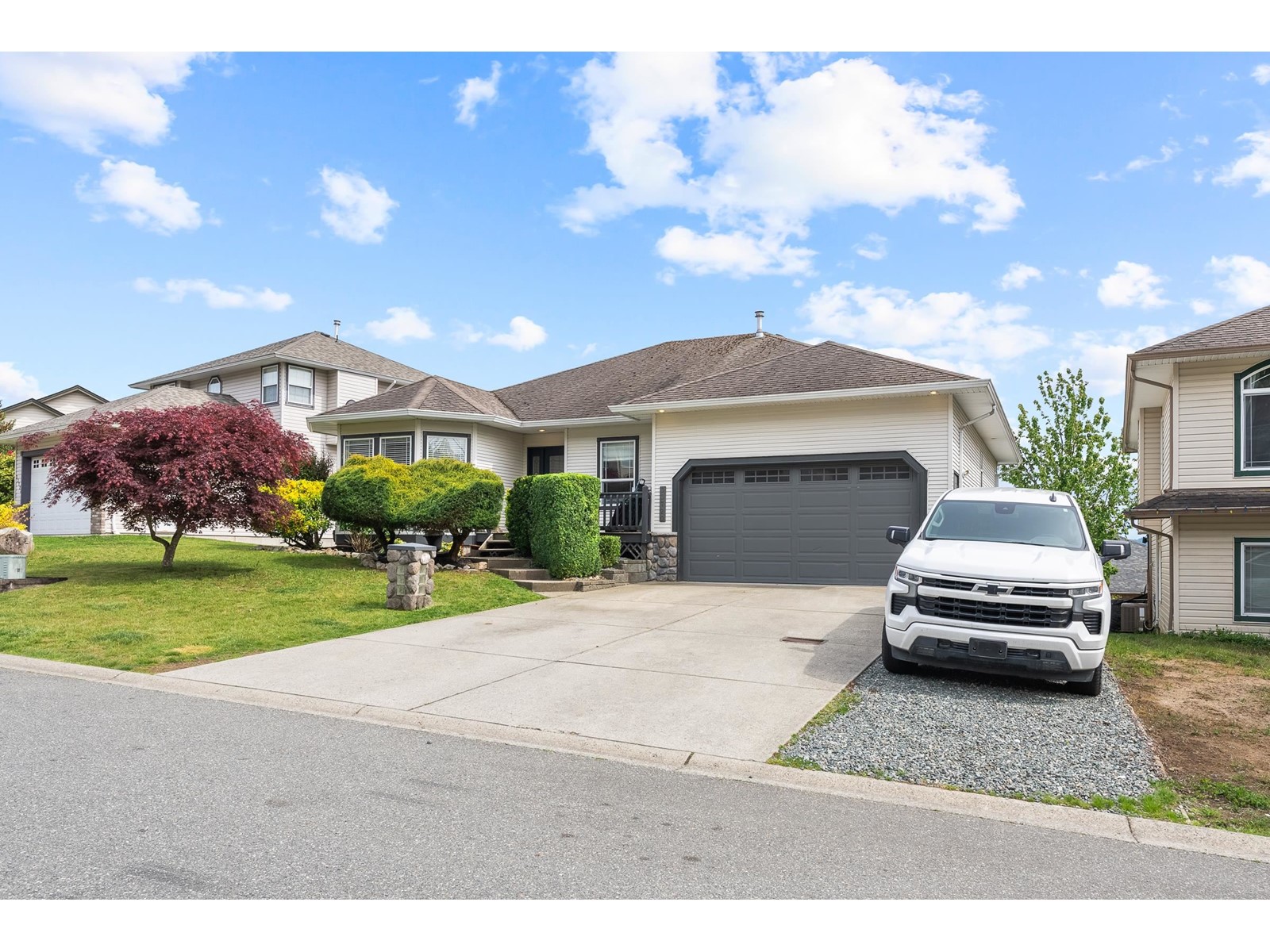 Property at 33720 GREWALL CRESCENT image 4