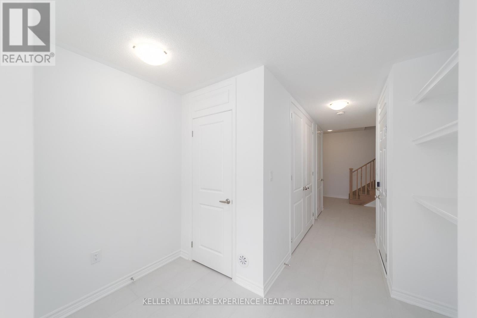 86 Ennerdale Street, Barrie, Ontario  L9J 1A4 - Photo 3 - S12150124