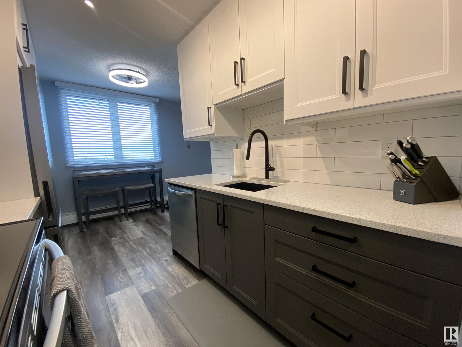 #705 10015 119 St Nw, Edmonton, Alberta  T5K 1Y7 - Photo 3 - E4436542