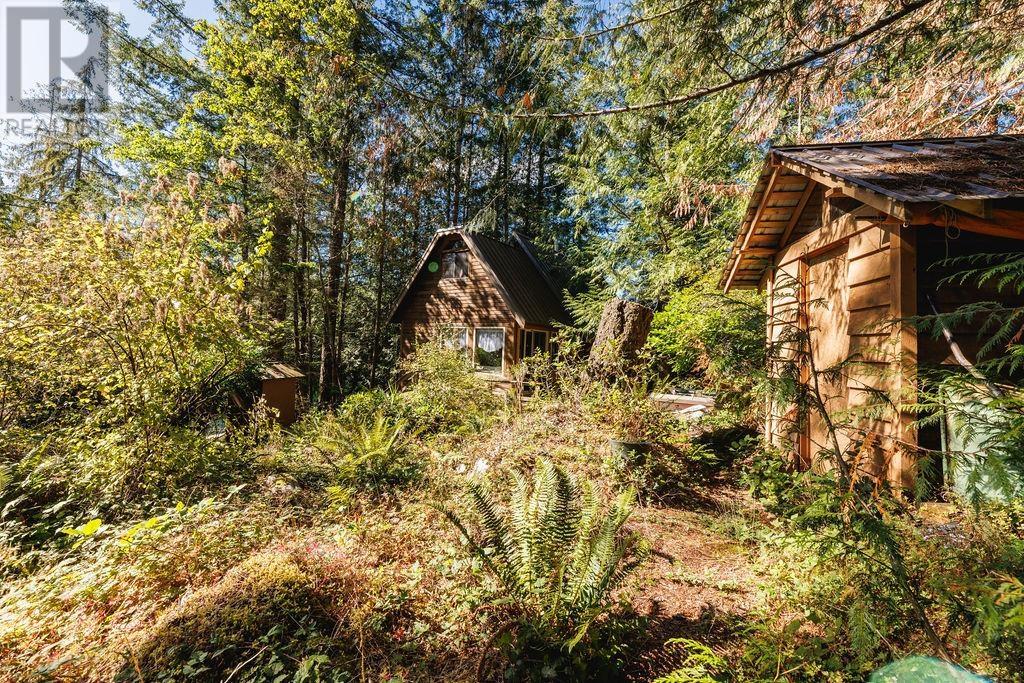 5989 Glen Place, Pender Harbour, British Columbia  V0N 2H1 - Photo 24 - R2976574