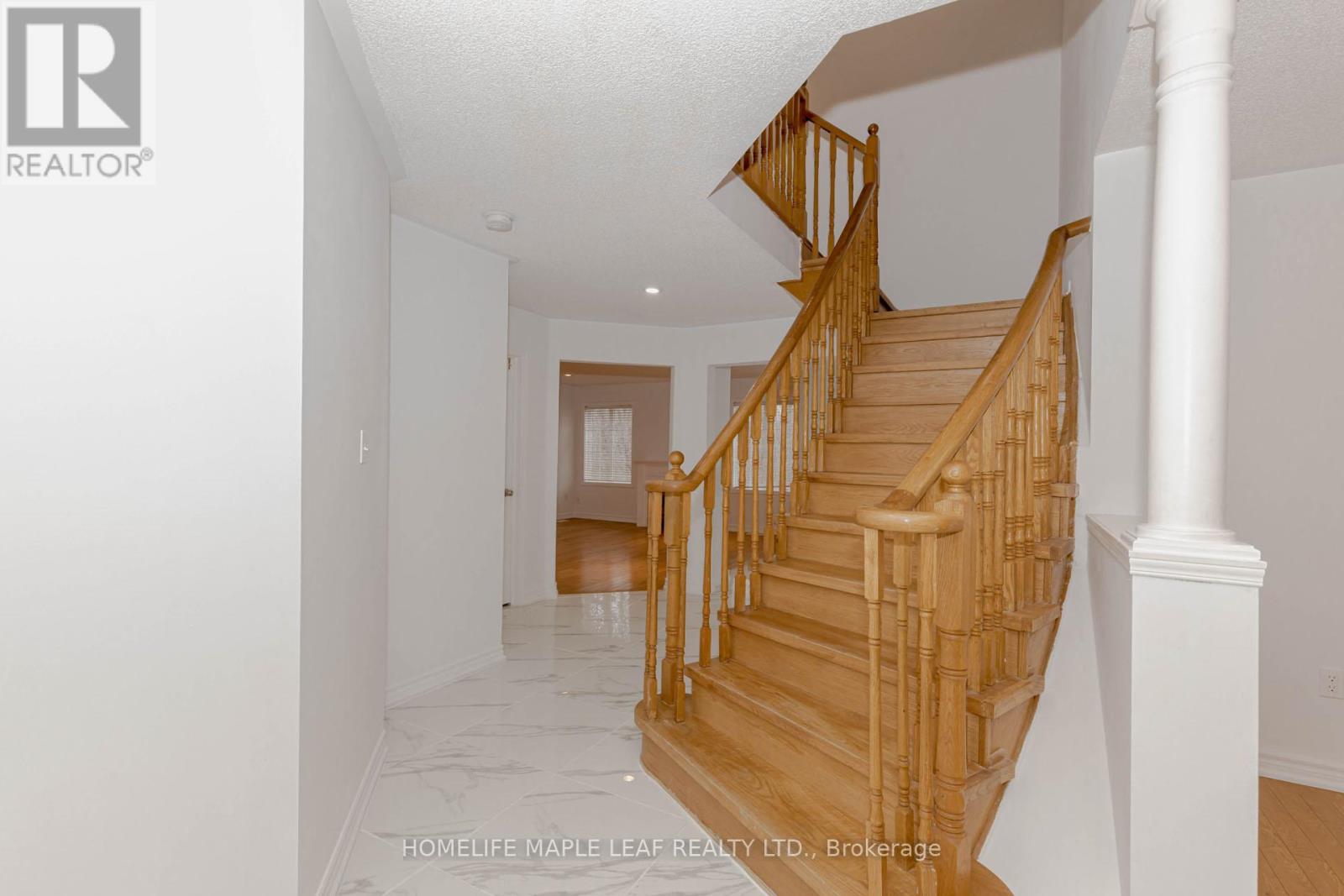 72 Dunvegan Crescent, Brampton, Ontario  L7A 2Y1 - Photo 17 - W12148757