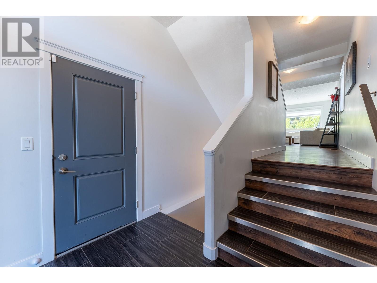 Property at 7675 STILLWATER CRESCENT image 3
