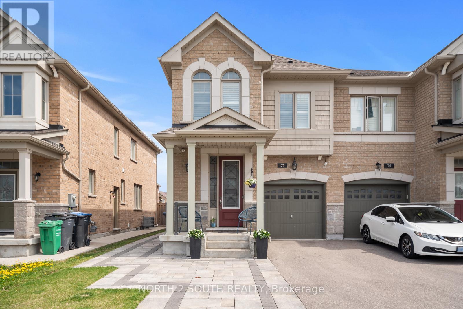 Property at 22 BERNADINO STREET image 2