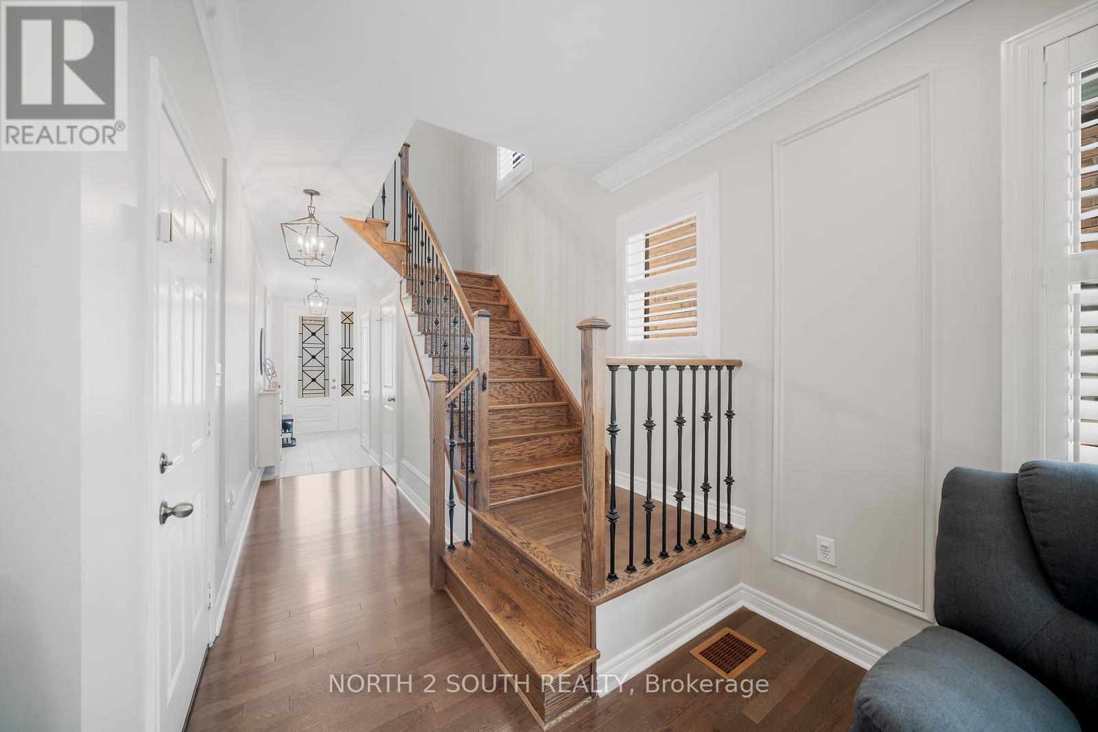 22 Bernadino Street, Brampton, Ontario  L6P 4G1 - Photo 6 - W12149942