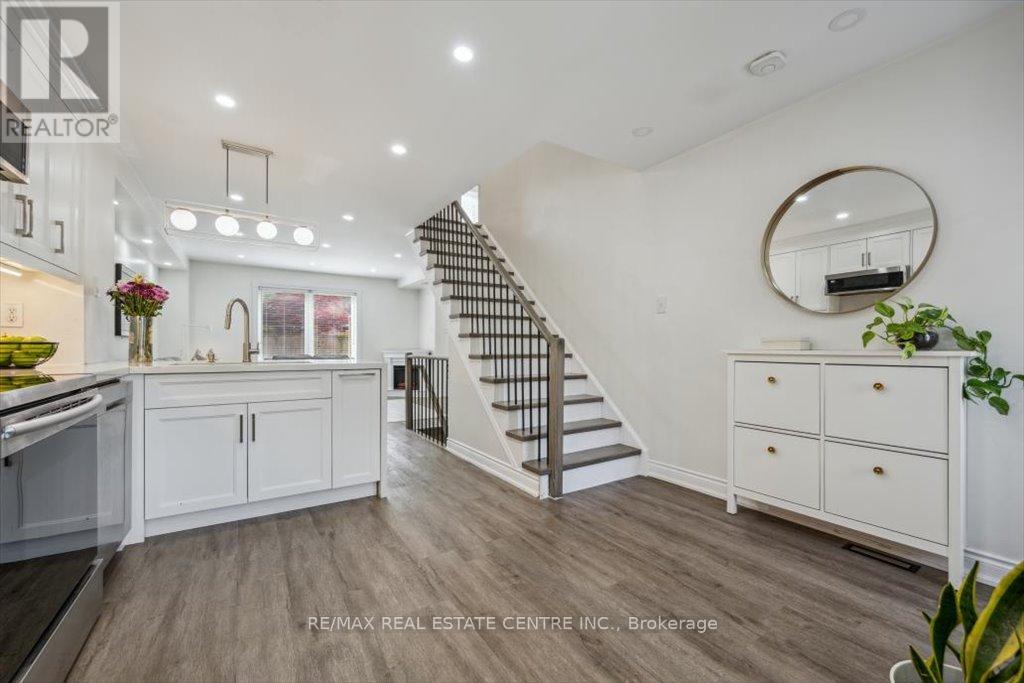 40a - 5940 Glen Erin Drive, Mississauga (Central Erin Mills), Ontario  L5M 5W9 - Photo 7 - W12149970