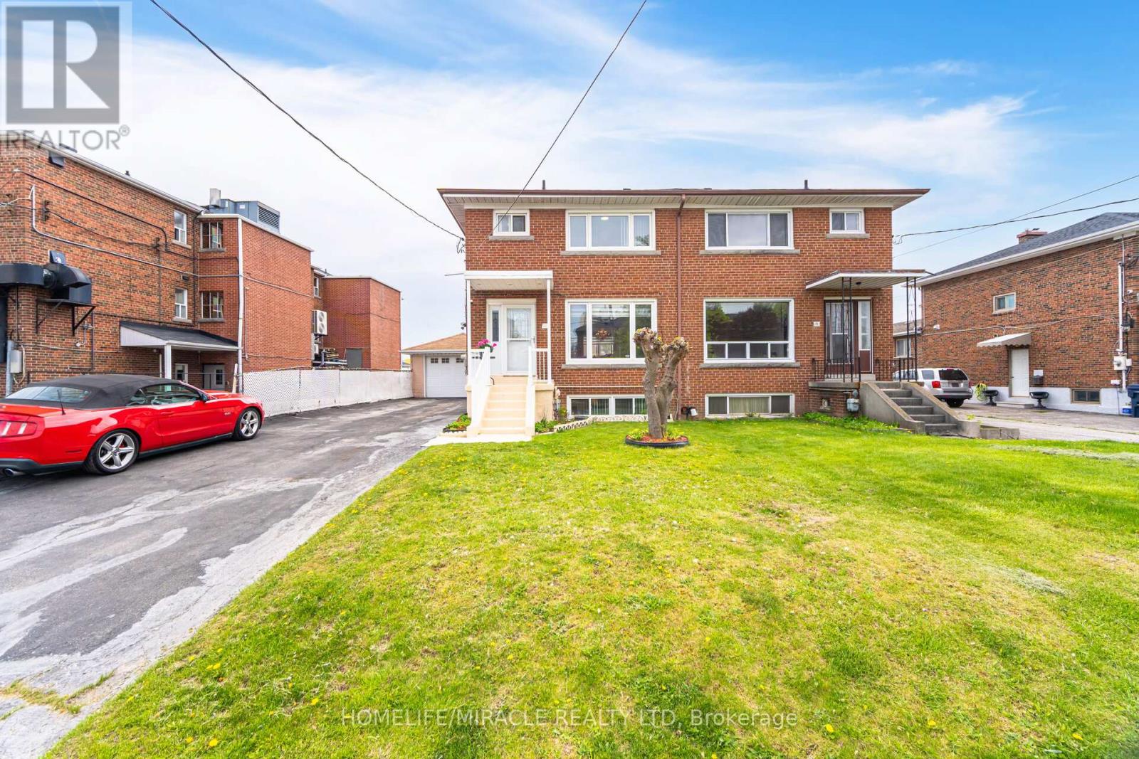 Property at 11 ARROWSMITH AVENUE image 2