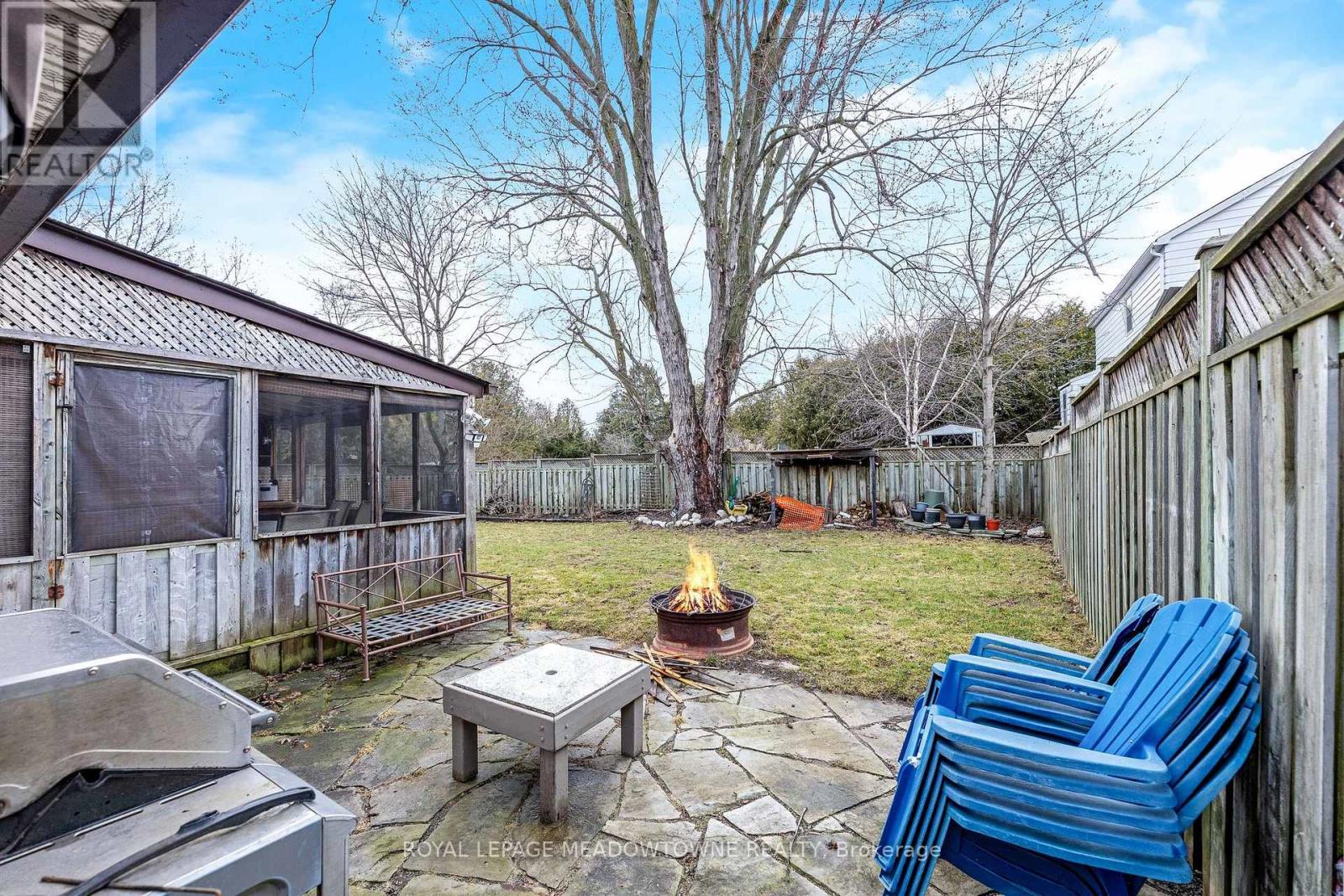 48 Norman Avenue, Halton Hills, Ontario  L7J 2R8 - Photo 10 - W12150038