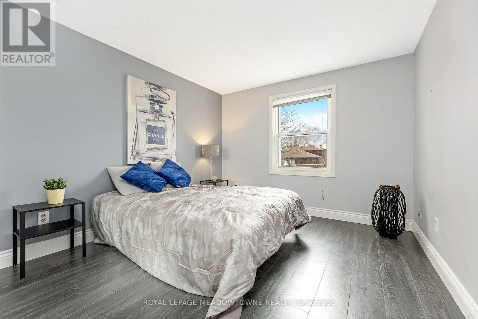 48 Norman Avenue, Halton Hills, Ontario  L7J 2R8 - Photo 18 - W12150038