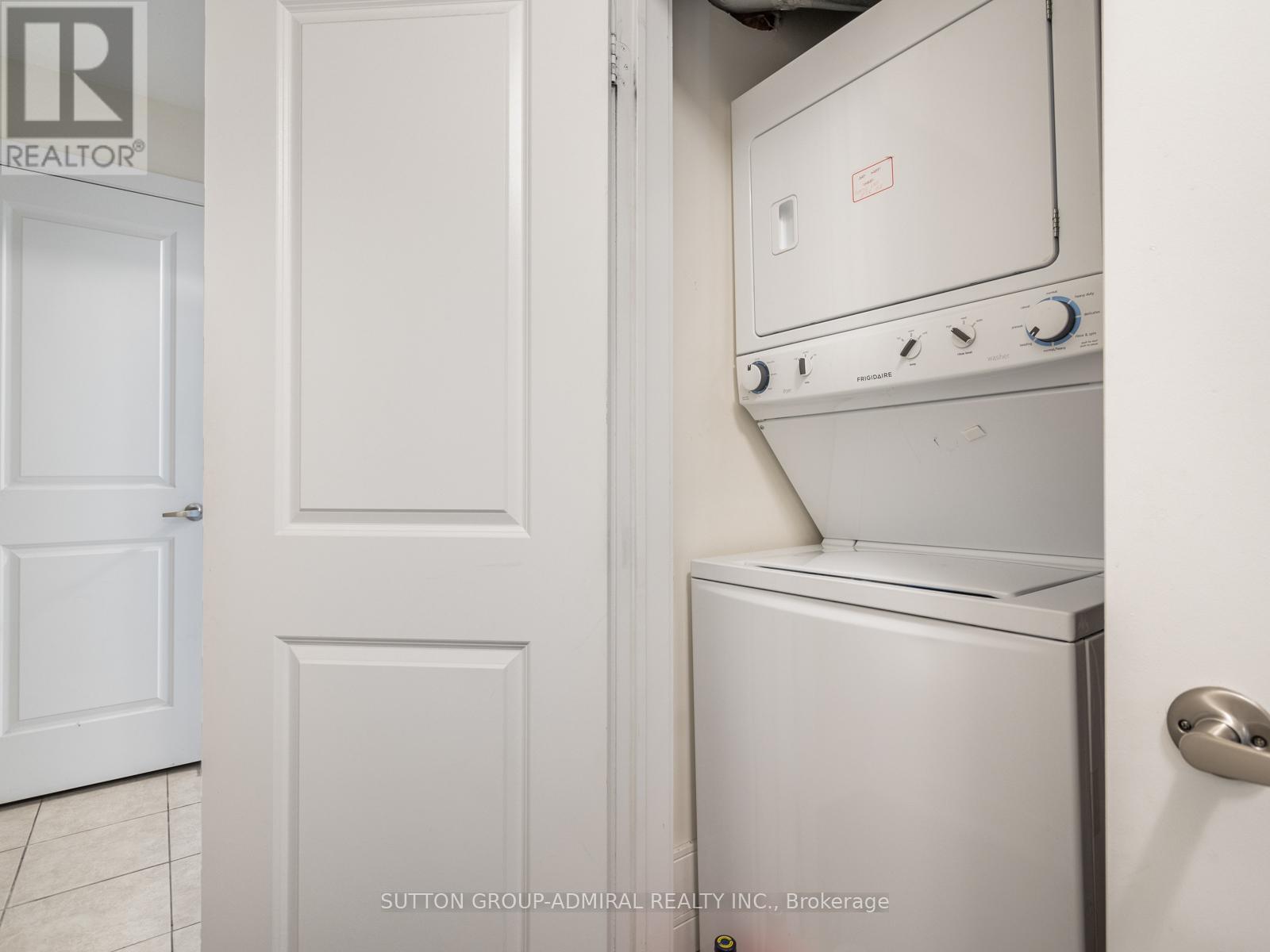 64 - 2315 Sheppard Avenue W, Toronto, Ontario  M9M 0E8 - Photo 12 - W12150095
