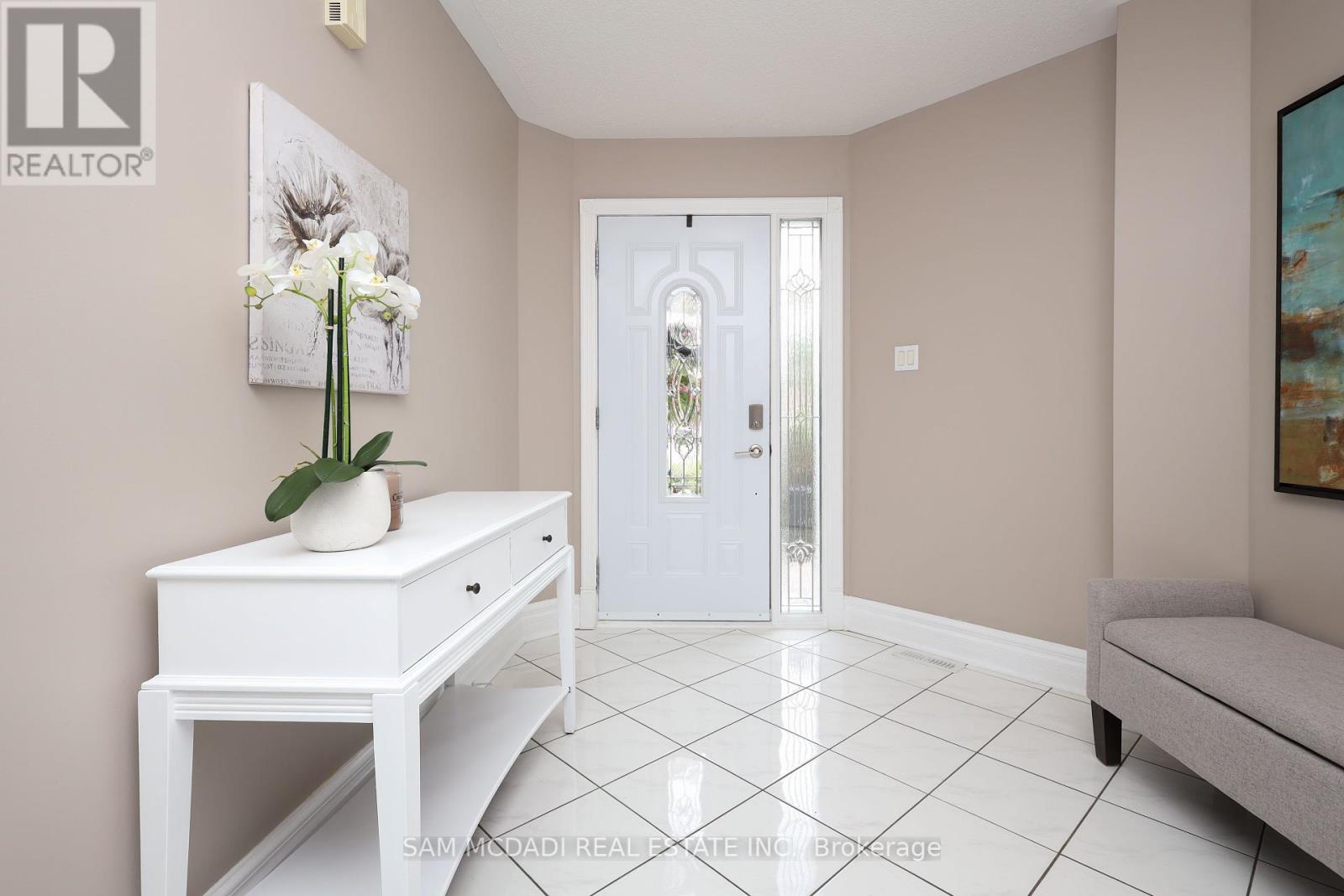 Property at 3949 BAGGINS COURT image 3