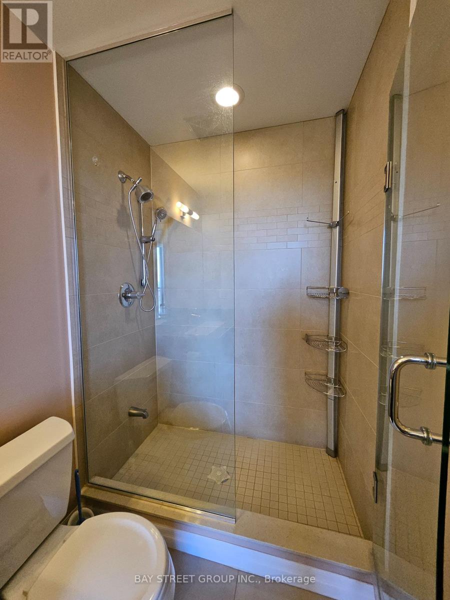 1906 - 223 Webb Drive, Mississauga, Ontario  L5B 0E8 - Photo 26 - W12150170