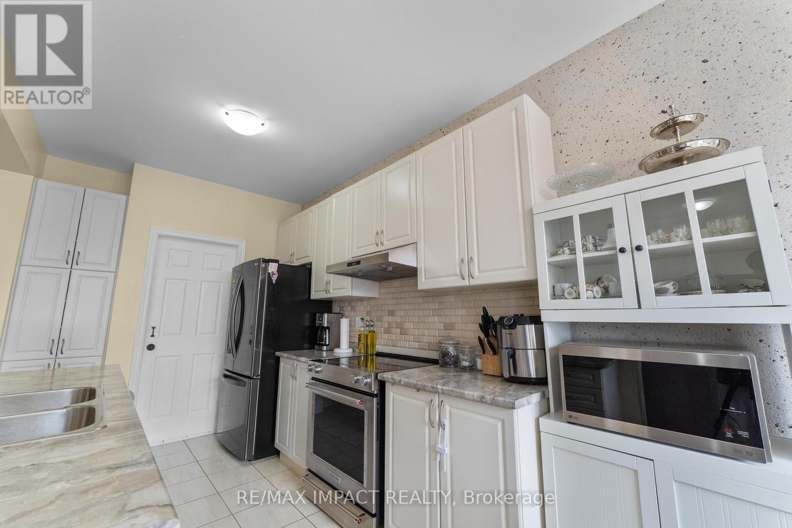 5 Jemima Road, Brampton, Ontario  L7A 4T2 - Photo 11 - W12150179