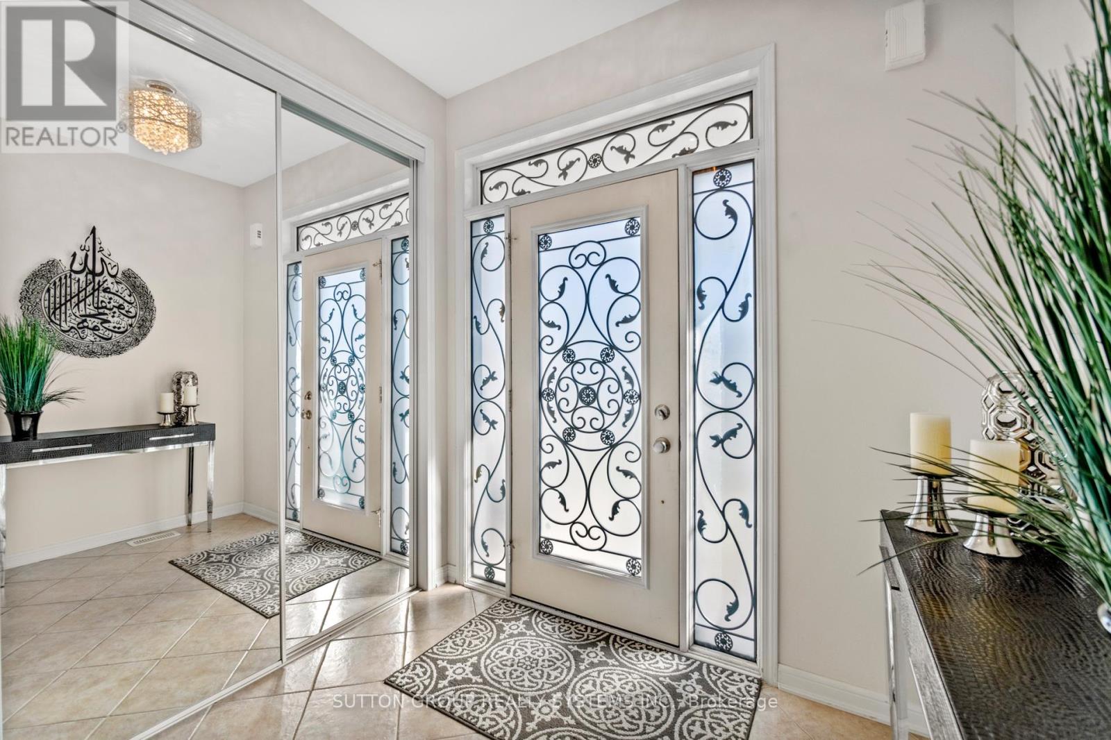 925 Dice Way, Milton, Ontario  L9T 8C9 - Photo 4 - W12150291