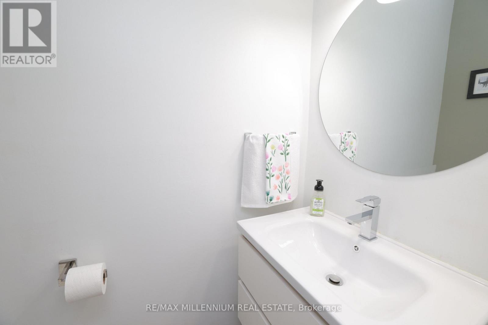 10 Manderley Place, Brampton (Central Park), Ontario  L6S 2S6 - Photo 16 - W12150292