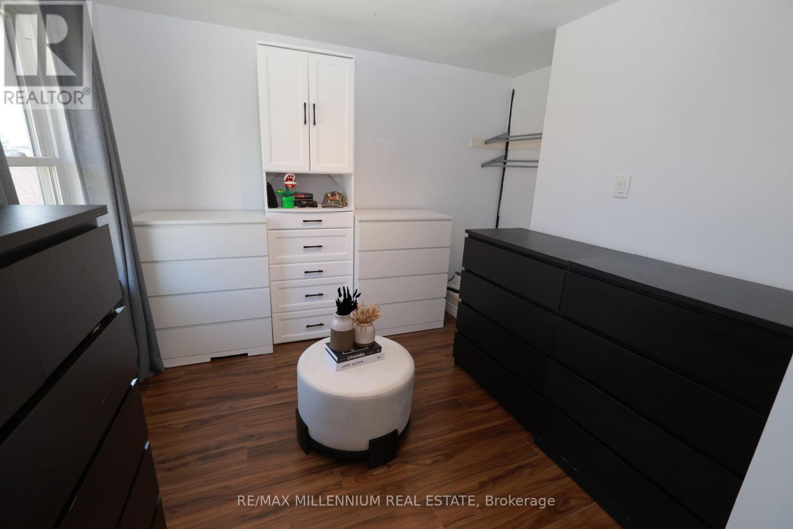 10 Manderley Place, Brampton (Central Park), Ontario  L6S 2S6 - Photo 21 - W12150292