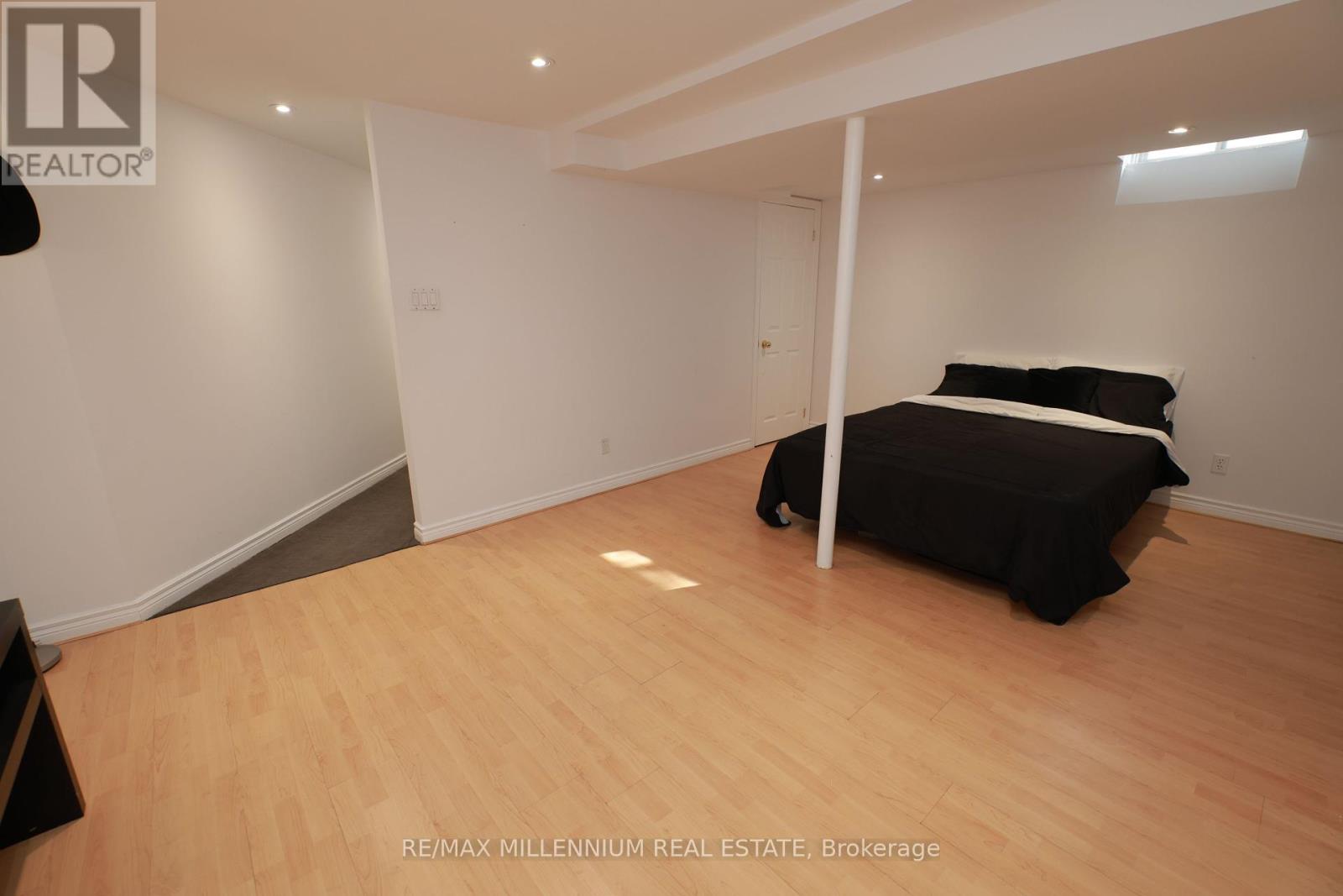10 Manderley Place, Brampton (Central Park), Ontario  L6S 2S6 - Photo 32 - W12150292