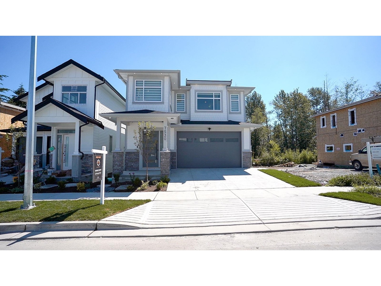 7530 205a Street, Langley, British Columbia  V2Y 1V5 - Photo 1 - R3001998