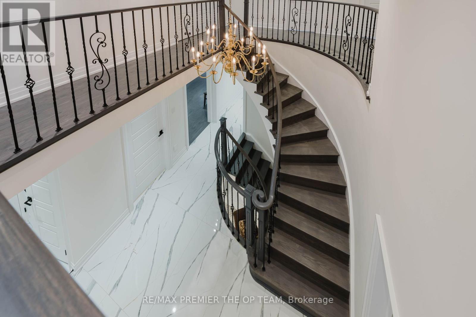 99 Benjamin Drive, Vaughan, Ontario  L4L 1H7 - Photo 16 - N12150257
