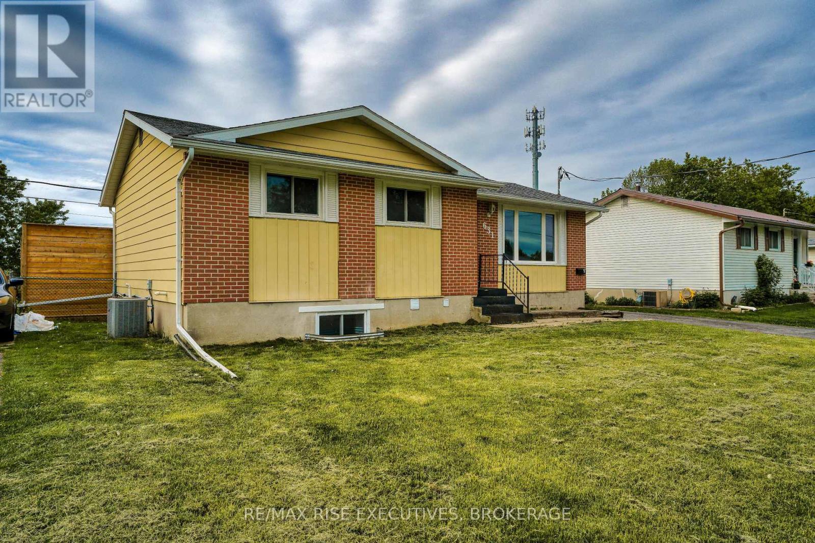 1 - 631 AYLMER CRESCENT, kingston (south of taylor-kidd blvd), Ontario