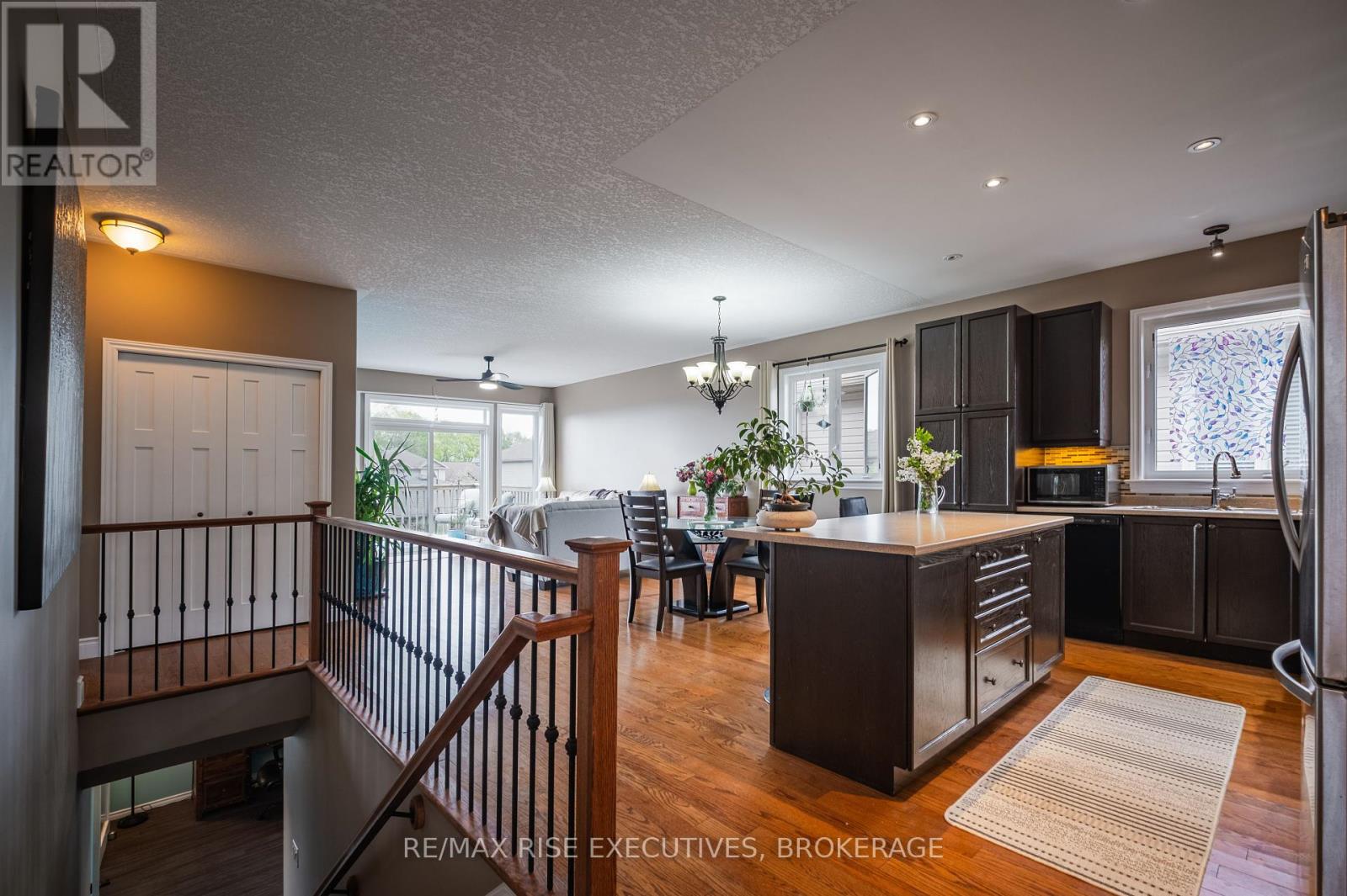 134 Islandview Drive, Loyalist, Ontario  K7N 0A5 - Photo 7 - X12150488
