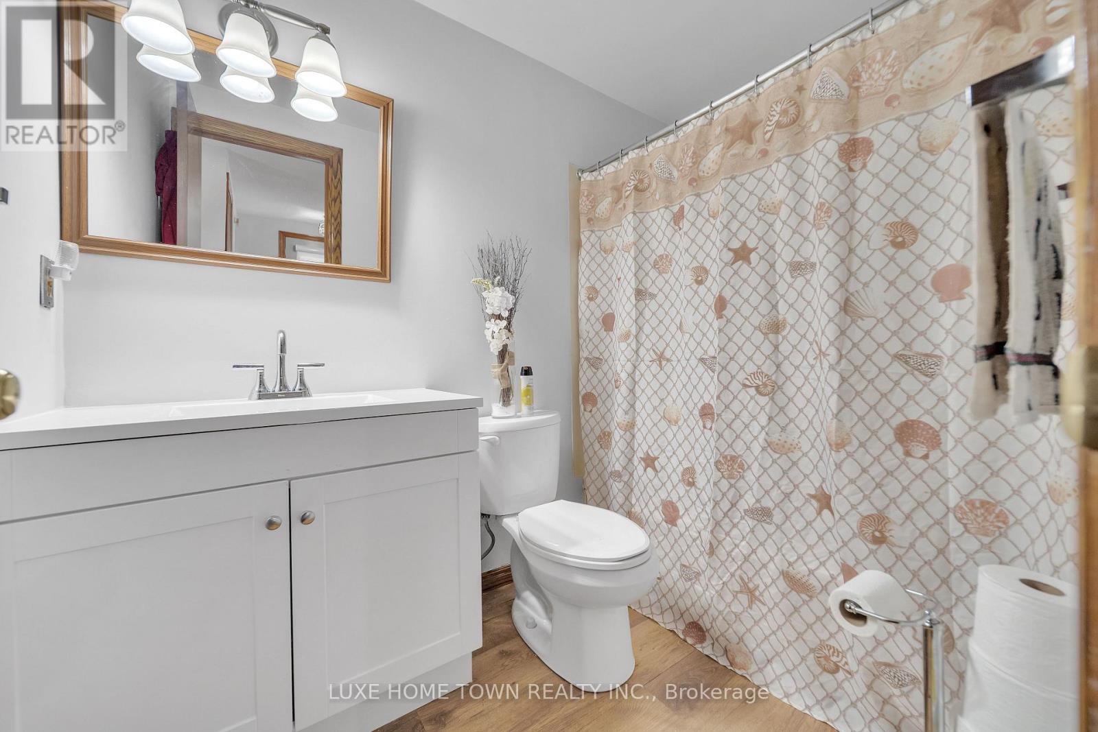 355 Stornoway Drive, Centre Wellington, Ontario  N1M 3K9 - Photo 17 - X12150159