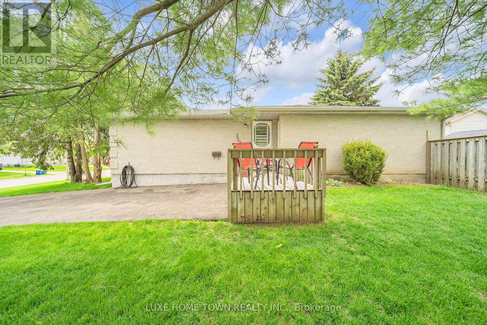 Property at 355 STORNOWAY DRIVE image 5