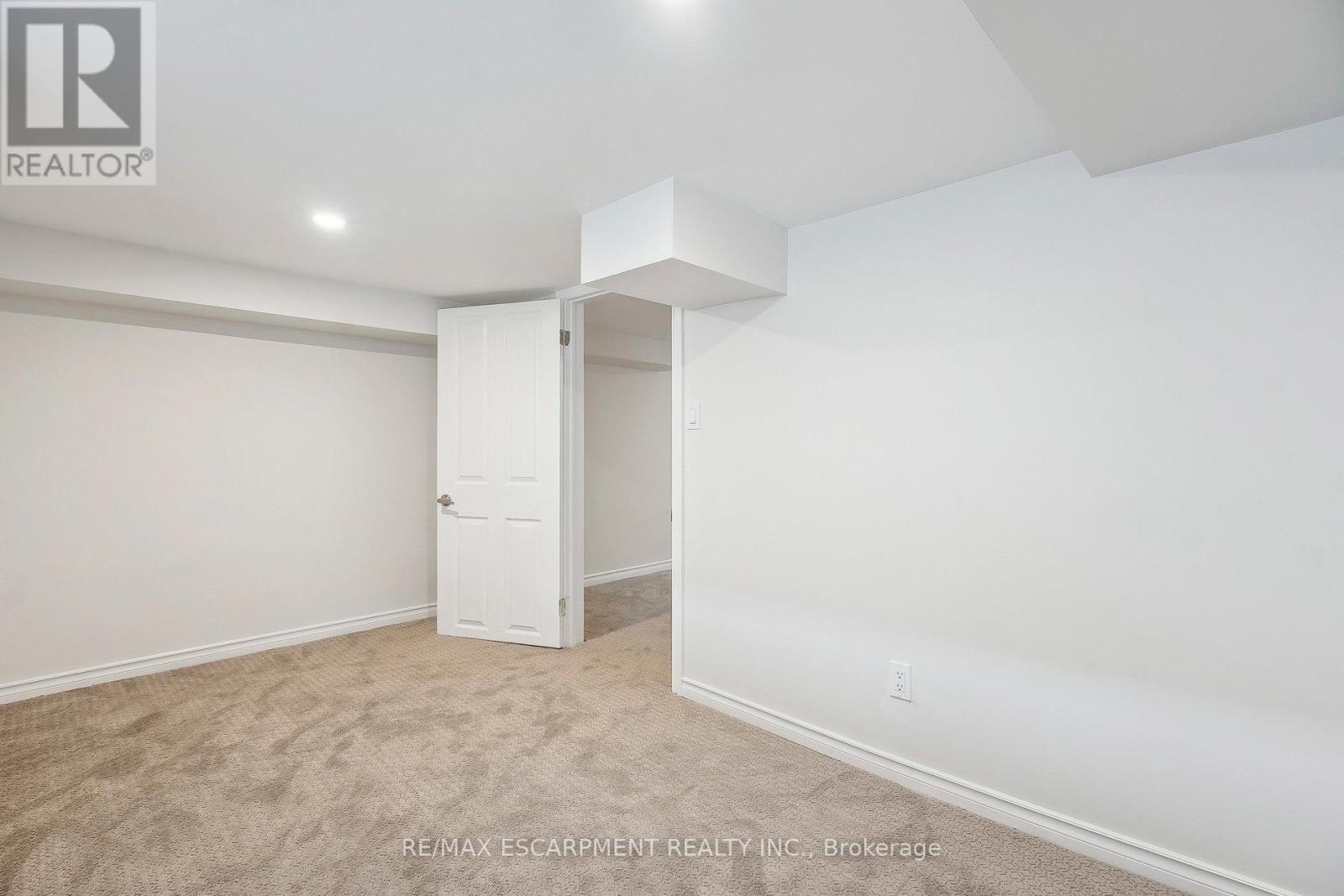 289 Wentworth Street N, Hamilton, Ontario  L8L 5V9 - Photo 29 - X12150214