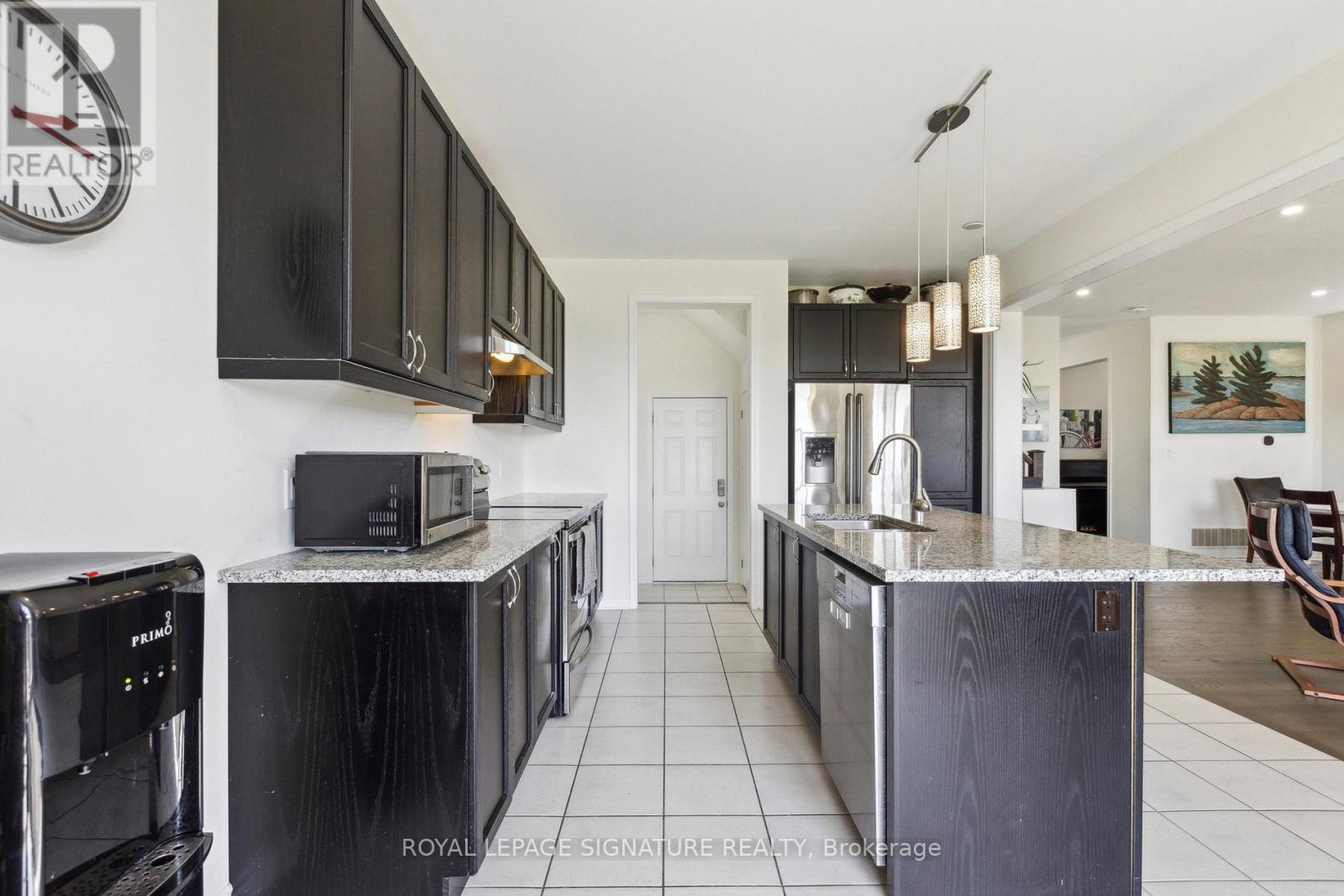 28 Dressage Trail, Cambridge, Ontario  N3E 0C3 - Photo 19 - X12150244