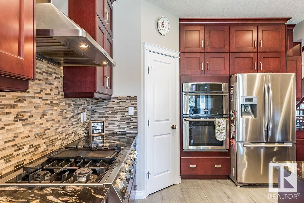 Property at 10535 80 ST NW image 3