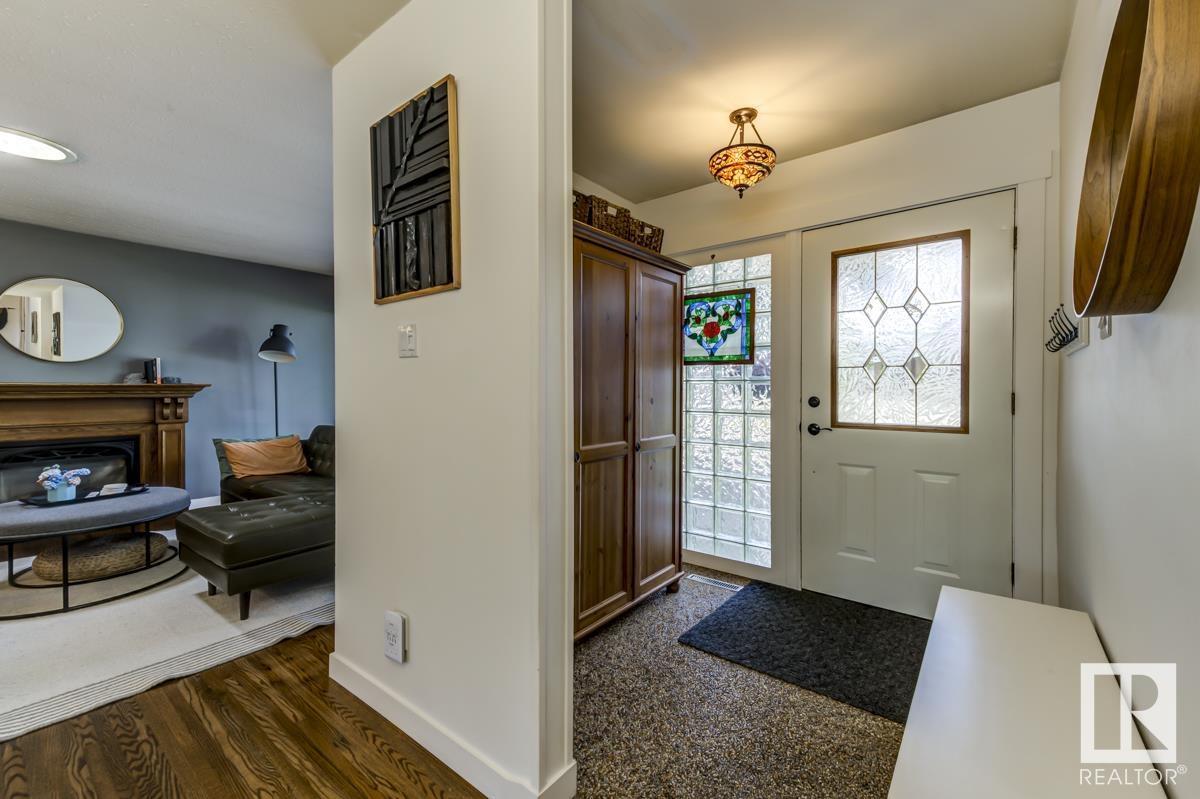 103 Larch Co, Sherwood Park, Alberta  T8A 1L8 - Photo 5 - E4436552