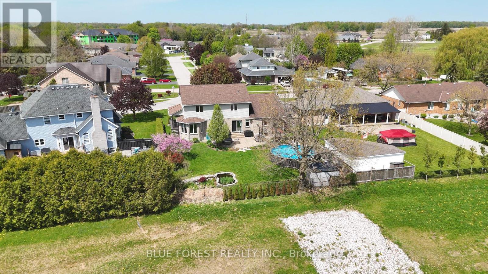 3 Strathcona Street, Dutton/dunwich, Ontario  N0L 1J0 - Photo 34 - X12150352